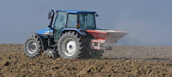 Historický přehled vývoje metodik pro hnojení orných půd fosforem vypracovaných VÚRV (I.): Intenzivní hnojení